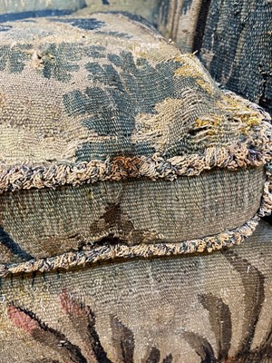 Lot 477 - A two-seater ‘Knole’ sofa