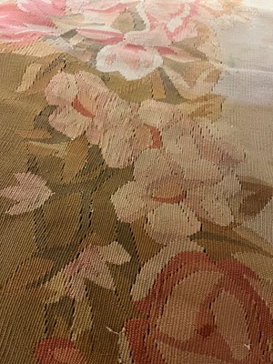 Lot 482 - A flat-weave carpet of Aubusson design