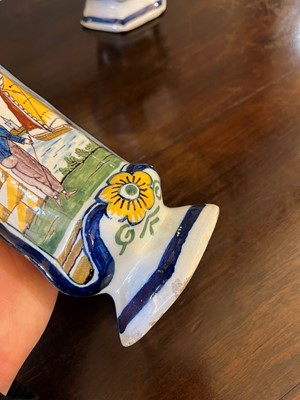 Lot 118 - A delftware tin-glazed earthenware garniture