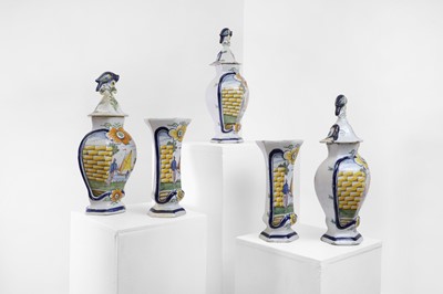 Lot 118 - A delftware tin-glazed earthenware garniture