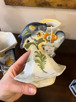 Lot 118 - A delftware tin-glazed earthenware garniture