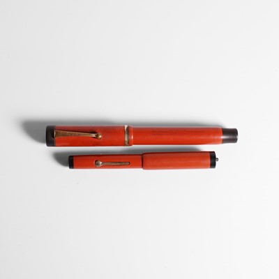 Lot 40 - A Parker 'Duofold Senior' fountain pen