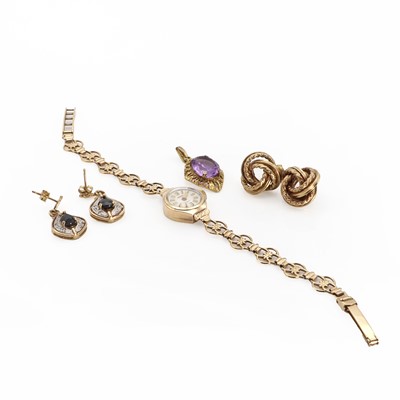 Lot 1304 - A collection of 9ct gold jewellery and paste pieces