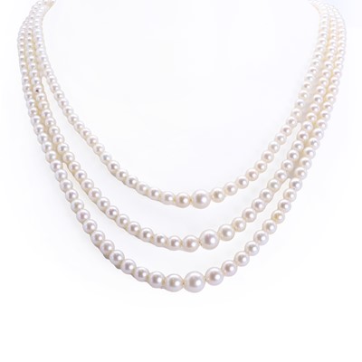 Lot 213 - A three row cultured pearl necklace, c.1930