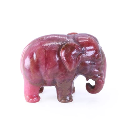 Lot 272 - A hardstone model of an elephant, probably by Fabergé, c.1900