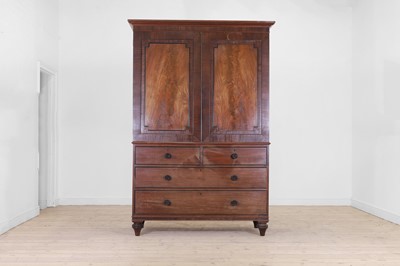 Lot 399 - A Regency mahogany linen press