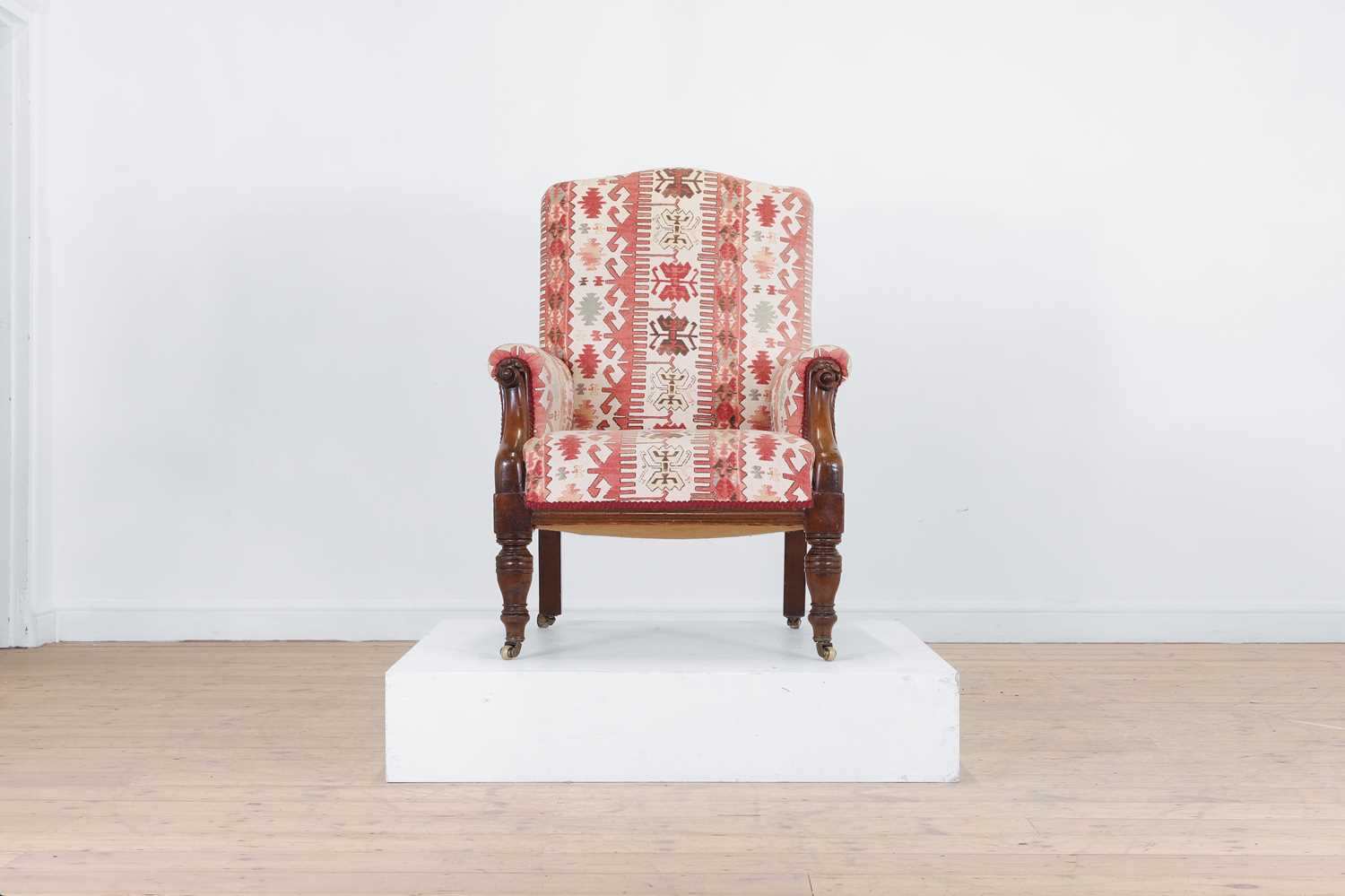 Lot 138 - A William IV walnut armchair