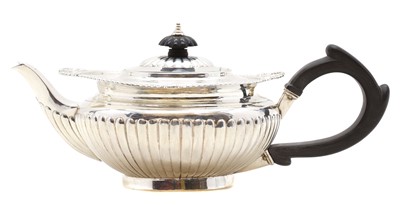 Lot 1 - A Victorian silver teapot
