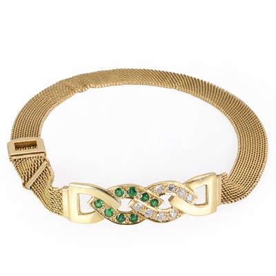 Lot 178 - A gold diamond and emerald mesh link bracelet