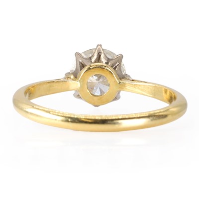 Lot 99 - An 18ct gold diamond single stone ring