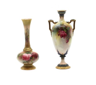 Lot 81 - A Worcester porcelain vase