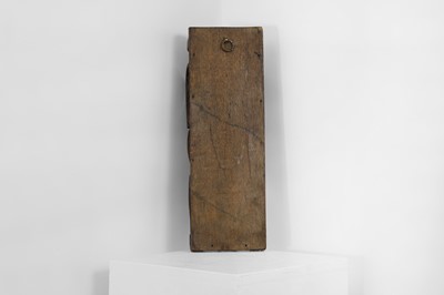 Lot 73 - A carved oak corbel