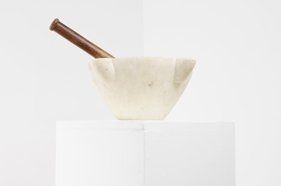Lot 412 - A large marble mortar