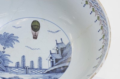 Lot 2 - A delftware tin-glazed earthenware punchbowl