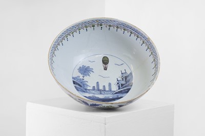 Lot 2 - A delftware tin-glazed earthenware punchbowl