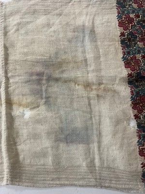 Lot 174 - A group of embroidered linens