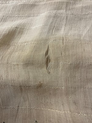 Lot 174 - A group of embroidered linens