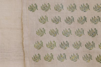 Lot 174 - A group of embroidered linens