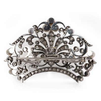 Lot 31 - A pearl and diamond openwork foliate design brooch, c.1900