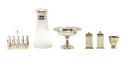 Lot 58 - A collection of silver items