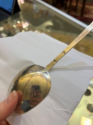 Lot 240 - A Charles II provincial silver Puritan spoon