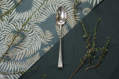 Lot 234 - A George II Irish silver hook-end spoon