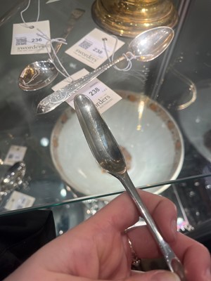 Lot 228 - A George II Scottish Provincial silver marrow spoon