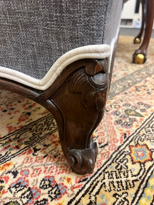 Lot 210 - An upholstered chair-back chaise longue
