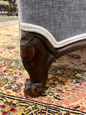 Lot 210 - An upholstered chair-back chaise longue