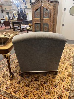 Lot 210 - An upholstered chair-back chaise longue