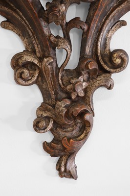 Lot 119 - A pair of silvered wooden wall brackets