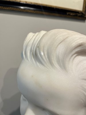 Lot 154 - A white marble bust