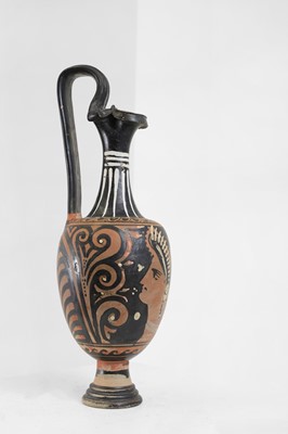 Lot 86 - An Apulian classical red-figure trefoil oinochoe