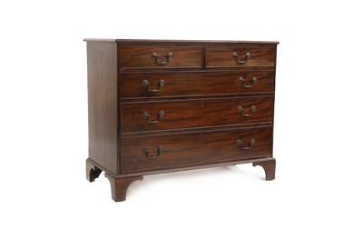 Lot 404 - A George III mahogany chest of drawers