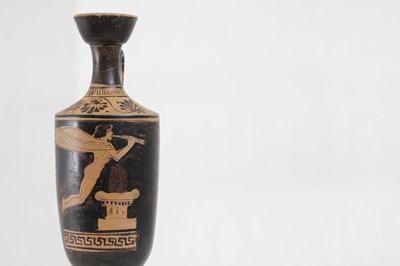 Lot 87 - An Attic red-figure lekythos