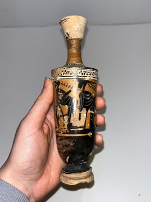 Lot 94 - An Attic black-figure pottery lekythos