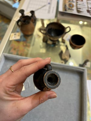 Lot 90 - A group of six small classical pottery vessels