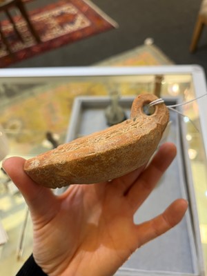 Lot 88 - A group of five small Roman antiquities