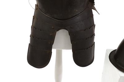 Lot 153 - A part suit of armour