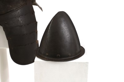Lot 153 - A part suit of armour