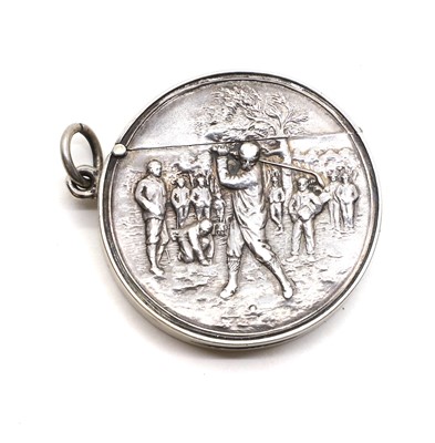 Lot 66 - A silver vesta case