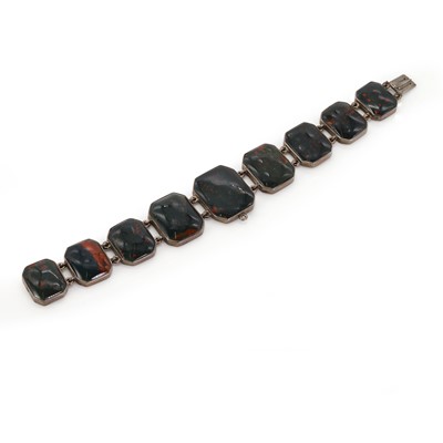 Lot 15 - An antique bloodstone panel bracelet