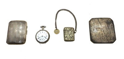 Lot 19 - A group of silver items