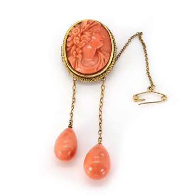 Lot 35 - A coral cameo negligee brooch