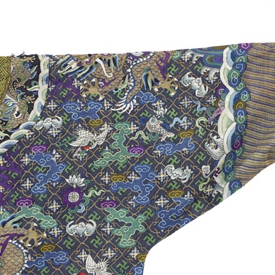 Lot 173 - A Chinese kesi dragon robe
