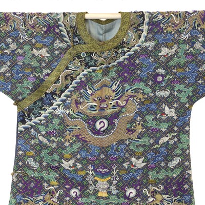 Lot 173 - A Chinese kesi dragon robe