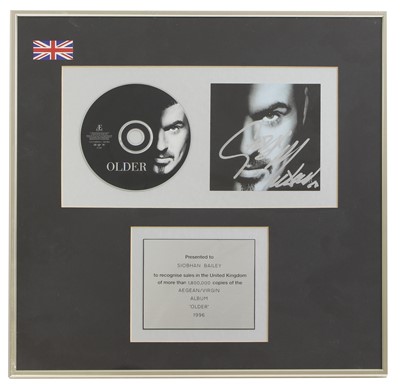 Lot 16 - A presentation CD