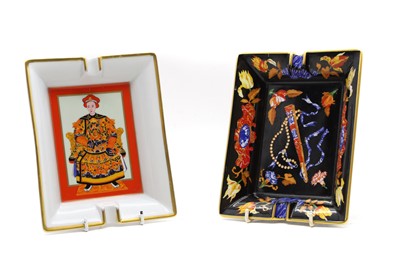 Lot 243 - A Hermes Pairs porcelain ashtray