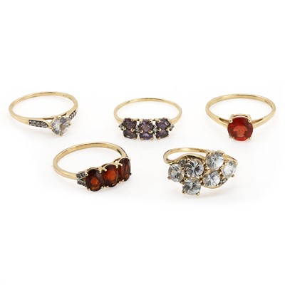 Lot 260 - A group of five 9ct gold gem set rings