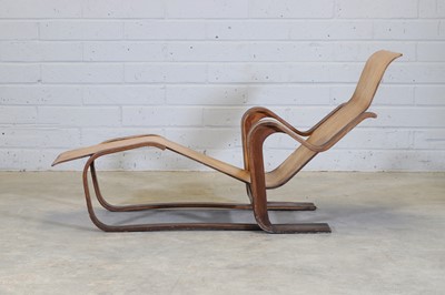 Lot 81 - A bentwood 'Long Chair' recliner
